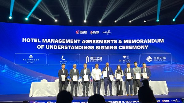 中玉束哈 昂利康：拟投资3.89亿元建设年产8000吨阿莫西林、2000吨氨苄西林项目